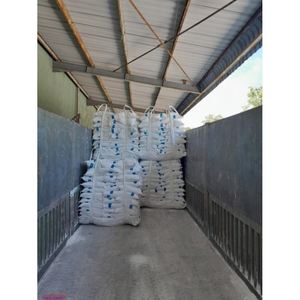 Materiales de construcción plásticos para pisos SPC y LVT resistentes a impactos CACO3 avanzados - Product Image 1