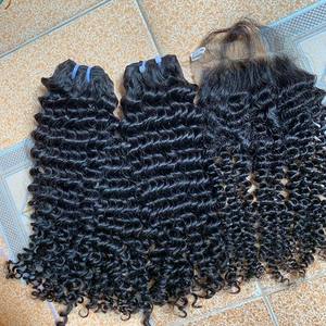 Venta al por mayor de cabello virgen rizado Kinky Remy, cabello rizado vietnamita crudo de trama única, disponible en varios colores, marca Vnhl Vn14 - Product Image 3