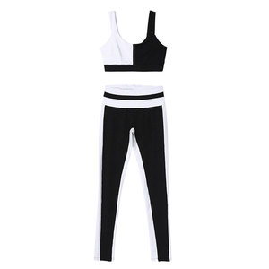 Ensemble de leggings et soutien-gorge de sport pour femmes, noir et blanc, à blocs de couleur, col asymétrique, taille haute, pour yoga et entraînement - Product Image 2