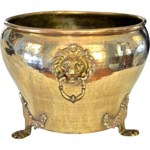 Jardinera de Latón Antiguo con Asas de Cabeza de León y Patas de Garra, Decoración Cottagecore, Metalistería Primitiva, Decoración Rústica - Product Image 6