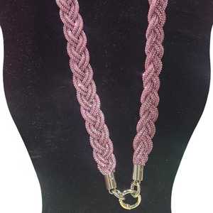 Lanière rose scintillante tressée avec strass, élégante et durable, accessoire de mode pour le cou - Product Image 1