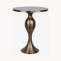 Table d'appoint en aluminium et verre durable, design moderne et élégant, personnalisable, nouvelle collection, table de salon, meubles faits à la main, nouvelle arrivée