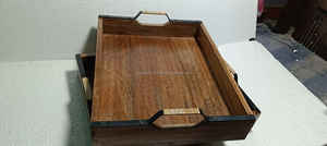 ถาดเสิร์ฟงานฝีมือ พร้อมตัวเลือกหูจับโลหะหรือไม้ สำหรับการเสิร์ฟสุดหรู ถาดไม้รูปทรงตามสั่ง คุณภาพสูง - Product Image 4