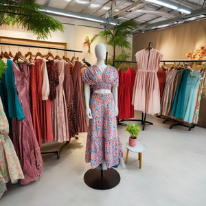 Ensemble coordonné deux pièces pour femmes en dentelle à imprimé floral, style bohème, haut court et jupe longue évasée, écologique, décontracté, vêtements de villégiature, été - Product Image 4