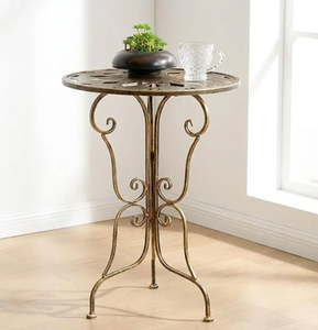 Mesa Auxiliar de Hierro Forjado Dorado Antiguo con Tapa Decorativa Calada y Patas Curvas con Volteado, Pequeña Mesa de Centro para Sala de Estar - Product Image 4