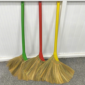 Balai en herbe de tigre du Vietnam en gros, manche long en plastique souple, fabriqué en usine pour outils de nettoyage domestique, fabriqué au Vietnam, prix abordable, exportation - Product Image 3