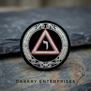 Parche Bordado Hecho a Mano con Hilo de Bullion para Logia Masónica de Investigación, Lámpara Dorada del Conocimiento y Distintivo de Libro Abierto para Uniformes de Regalia - Product Image 6