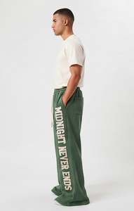 Men's Elastic Waistband <b>Flare</b> Leg <b>Sweatpants</b> Embroidered Letter Print Casual Drawstring Pants Winter Wear 430 GSM Terry Trouser - Product Image 3