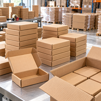 Boîte d'expédition pour vêtements en carton ondulé pas cher, grande, carrée, blanche, extra-résistante, avec lamination mate, imprimée, pour l'envoi postal