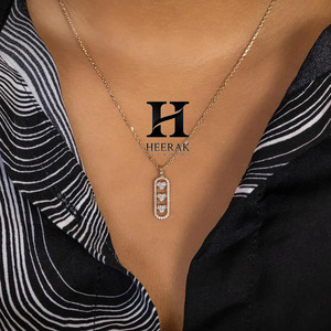 Colgante de Corazón de Diamante Móvil de Oro de 14K de Lujo, Diamante Cultivado en Laboratorio Certificado por IGI, Charm de Corazón Ovalado Vertical con Halo - Product Image 3