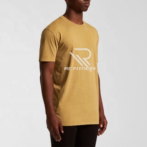 Le T-shirt ApexFit pour homme, modèle Staple Curve, est conçu avec précision, alliant confort et style. - Product Image 3