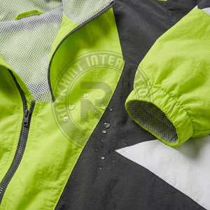 Chaqueta Cortavientos Impermeable Ligera de Invierno al por Mayor, Chaqueta con Logotipo Personalizado OEM para Senderismo, Correr y Deportes al Aire Libre - Product Image 2