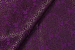 Tela de Brocado Floral, Acabado Suave y Brillante, Ideal para Vestidos, Ropa de Novia y Decoración - Product Image 4