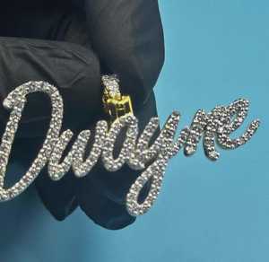 Colgante de Hip Hop con Diamantes Moissanite VVS, Colgante Personalizado con Nombre en Letras, Chapado en Oro sobre Plata 925 para Hombre - Product Image 1