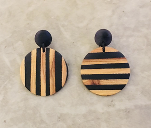 Boucles d'oreilles pendantes en résine style élégant pour filles, motif rayé bleu-marron, légères, parfaites pour les fêtes, meilleur prix 2026, meilleur produit - Product Image 3
