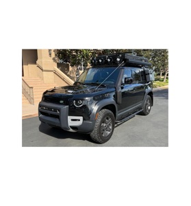 Nuevo Land Rover Defender 110 S TRAK Edition SE 2023 con volante a la izquierda y a la derecha - Product Image 1