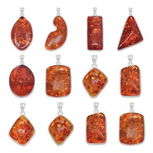 จี้หินอำพันบอลติกทำมือ ชุบเงินบนทองเหลือง ประดับหลายชิ้น ของขวัญเครื่องประดับธรรมชาติสำหรับเด็ก ได้รับการรับรองจาก IGI เหมาะสำหรับสวมใส่ทุกวัน - Product Image 1