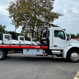 Camión Tractor 6x4 con Volante a la Izquierda, Motor Diésel de Alta Resistencia para Transporte Logístico Internacional de Carga - Product Image 1