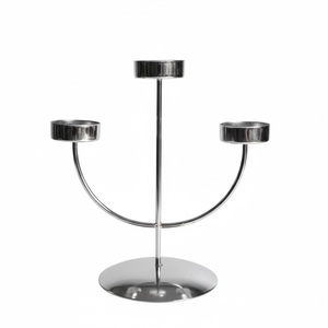 Candelabro creativo de hierro con 3 cabezas, soporte de metal dorado para velas de té, para decoración del hogar, centro de mesa romántico para mesa de comedor - Product Image 3