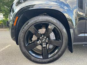 Land Rover Defender 110 X-Dynamic SE SUV 2023 Usado, Sin Desgaste, Listo para Enviar a Todo el Mundo - Product Image 4