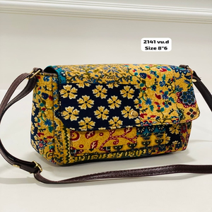 Sac à bandoulière pour femme Sunlit Floral Patch, doux, durable, léger, sangle réglable, tissu écologique, décontracté, pour les voyages et l'usage quotidien - Product Image 1
