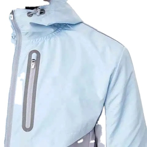 Conjunto Deportivo Cortavientos para Hombre al por Mayor, con Bloques de Color, Azul Claro y Gris, de Poliéster Transpirable, con Logotipo Frontal Personalizado - Product Image 2