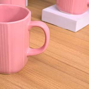 ชุดแก้วกาแฟเซรามิกเคลือบสีชมพูพาสเทล 6 ใบ ใช้กับไมโครเวฟได้ ดีไซน์เรียบง่ายสไตล์บ้านไร่ สำหรับกาแฟสไตล์อินส์ - Product Image 4