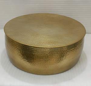 Mesa de Centro Moderna de Aluminio - Ecológica y Duradera para Uso en Hogar, Oficina y Hotel - Product Image 1