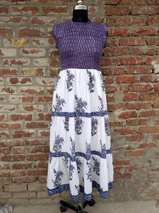 ชุดเดรสผ้าฝ้ายพิมพ์ลายบล็อกทำมือ ชุดเดรสพิมพ์ลายบล็อกด้วยมือ ระบายอากาศได้ดีและเป็นมิตรกับสิ่งแวดล้อม ชุดเดรสปรับขนาดได้ ของขวัญสำหรับเธอ - Product Image 4