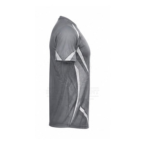 Maillot de football personnalisé avec tissu respirant, matière douce et coupe flexible pour l'entraînement, la pratique et les sports d'équipe - Product Image 6