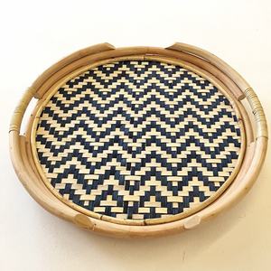 Bandeja de mimbre tejida de bambú de Estilo vintage rústico, bandejas redondas de mimbre natural y bambú con asas decorativas para el hogar - Product Image 3