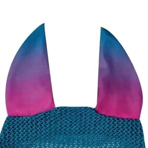 Bonnet d'oreille pour cheval en maille verte avec bordure bleue, léger, lavable, respirant, pour la protection contre les mouches - Product Image 3