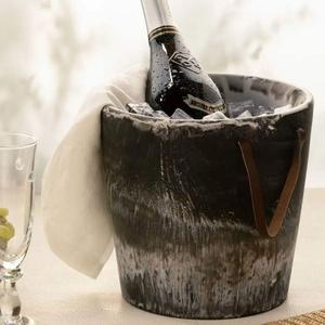 Enfriador de Resina Premium para Bebidas |   Cubo de Hielo Duradero para Champán y Vino para Hoteles, Restaurantes y Venta al por Mayor - Product Image 1