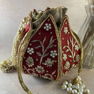 Bolso de Mano Tipo Potli de Seda Roja con Forma de Loto, Bordado Floral con Perlas Blancas, para Mujer, para Bodas y Fiestas, con Cordón, Estilo Étnico - Product Image 1