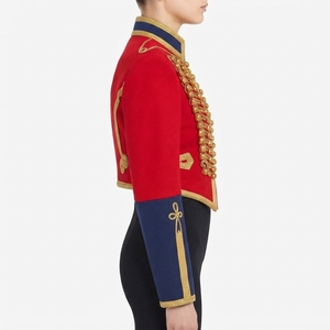 Chaqueta de Húsar Roja Dorada Trenzada para Mujer con Ribete Azul Marino, Abrigo Corto Ceremonial con Banda, Disfraz Estilo Napoleónico - Product Image 4