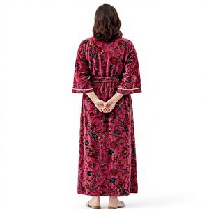 Bata Kimono de Terciopelo Estampado Floral Vintage de Lujo Suave para Mujer Tallas Grandes, con Media Manga, Cinturón y Bolsillos - Product Image 5