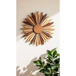 Panel de Pared Rústico de Madera de Mango con Acabado Sunburst, Venta al Por Mayor |   Arte Artesanal en Tono Marrón Miel Natural - Product Image 2