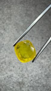 4.22 Ct GIA Certified Natural Faceted Yellow Sapphire <b>Cushion</b> Cut 8.80x9.50mm Loose Gemstone Bangkok for Ring Pendant Jewelry - Product Image 4