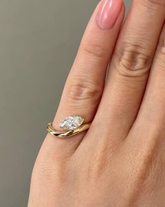 Bague de pinky en or, diamant de laboratoire rose taille marquise 1 carat, bague de pinky en or 14 carats style East West, certifiée IGI - Product Image 6