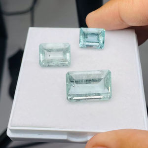 พลอยอะความารีนธรรมชาติทรงมรกต 19 กะรัต คุณภาพดีเยี่ยม พร้อมประกายเงางาม สีสวยงาม และการเจียระไนและการขัดเงาอย่างสมบูรณ์แบบ - Product Image 5