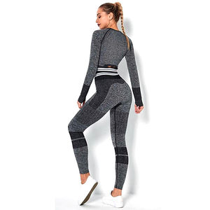 Conjuntos de Yoga Personalizados al por Mayor, Ropa Deportiva de Alta Calidad para Mujer, Conjunto de Yoga 100% Poliéster, Ropa de Gimnasio para Mujer, Conjuntos de Yoga - Product Image 5