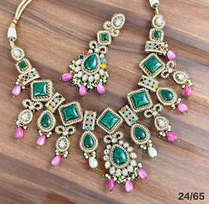 Conjunto de collar de lujo en turquesa y rosa con pendientes llamativos, conjunto de joyería de diseñador para bodas y fiestas tradicionales. - Product Image 5