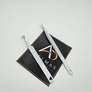 Pince à épiler isolée à 45 degrés et pince à ongles coudée à 90 degrés en acier inoxydable – Instrument de beauté à prise parfaite et durable - Product Image 3