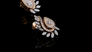 Boucles d'oreilles en forme de goutte d'eau avec diamants et nacre |   Design de feuille de marquise |   Bijoux de mariée en or |   OEM ODM - Product Image 6