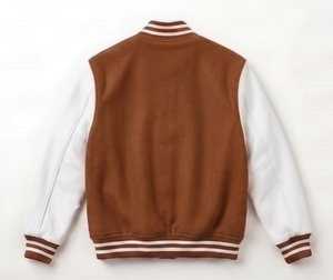 Chaqueta Varsity de Pana Marrón para Hombre con Mangas Blancas, Cierre de Botones, Estilo Casual para Otoño, Corte Regular - Product Image 2