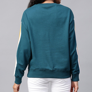 บริการ OEM สำหรับเสื้อสเวตเชิ้ตผู้หญิง ดีไซน์ตามสั่ง แบบสวมหัว สีพื้น เสื้อสเวตเชิ้ตเนื้อหนา - Product Image 5