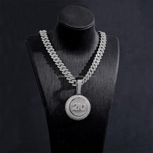 จี้ห้อยคอผู้ชายแบบหมุนได้ ประดับเพชรโมอิสซาไนต์ทรงบริลเลียนต์คัต เงินแท้ 925 ชุบทอง สไตล์ฮิปฮอป สำหรับงานปาร์ตี้ - Product Image 1