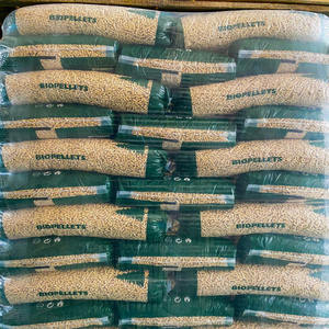 Nouvelles granulés de bois premium de 6 mm de diamètre en forme de bâtonnets pour combustible de cuisson certifié A1, sacs de 15 kg, prix bas, livraison rapide, en stock - Product Image 1
