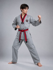 Uniforme de karaté léger offrant une coupe confortable, un tissu respirant et une excellente durabilité pour l'entraînement quotidien et les hautes performances - Product Image 5