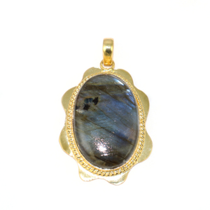 Pendentif en laiton plaqué or 22 carats avec pierre précieuse naturelle labradorite de style antique, forme ovale, bijoux tendance pour fille, vente en gros - Product Image 1